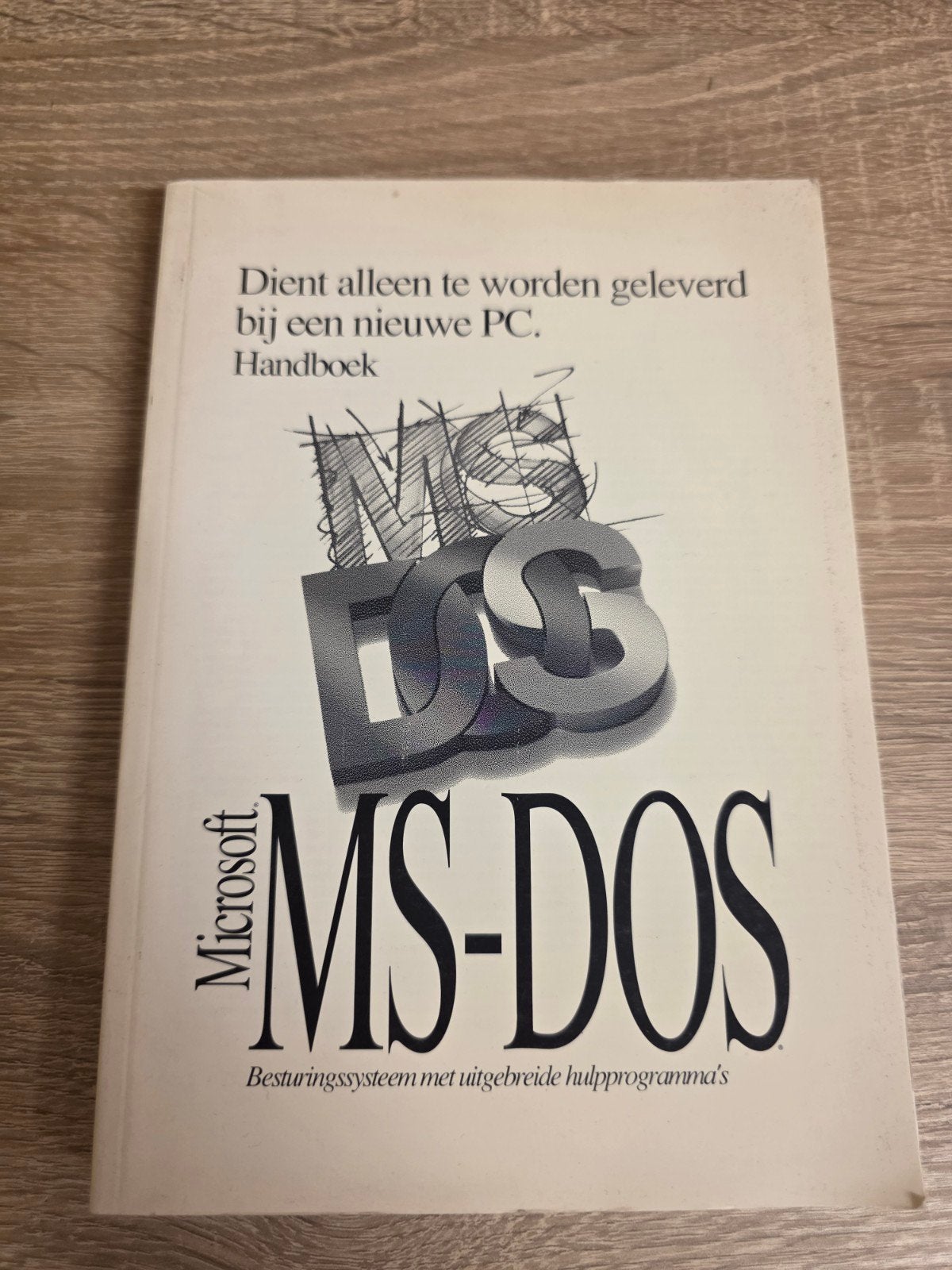 Microsoft MS-DOS Handboek - Besturingssysteem, Boeken, Ophalen of Verzenden, Zo goed als nieuw, Microsoft, Beta
