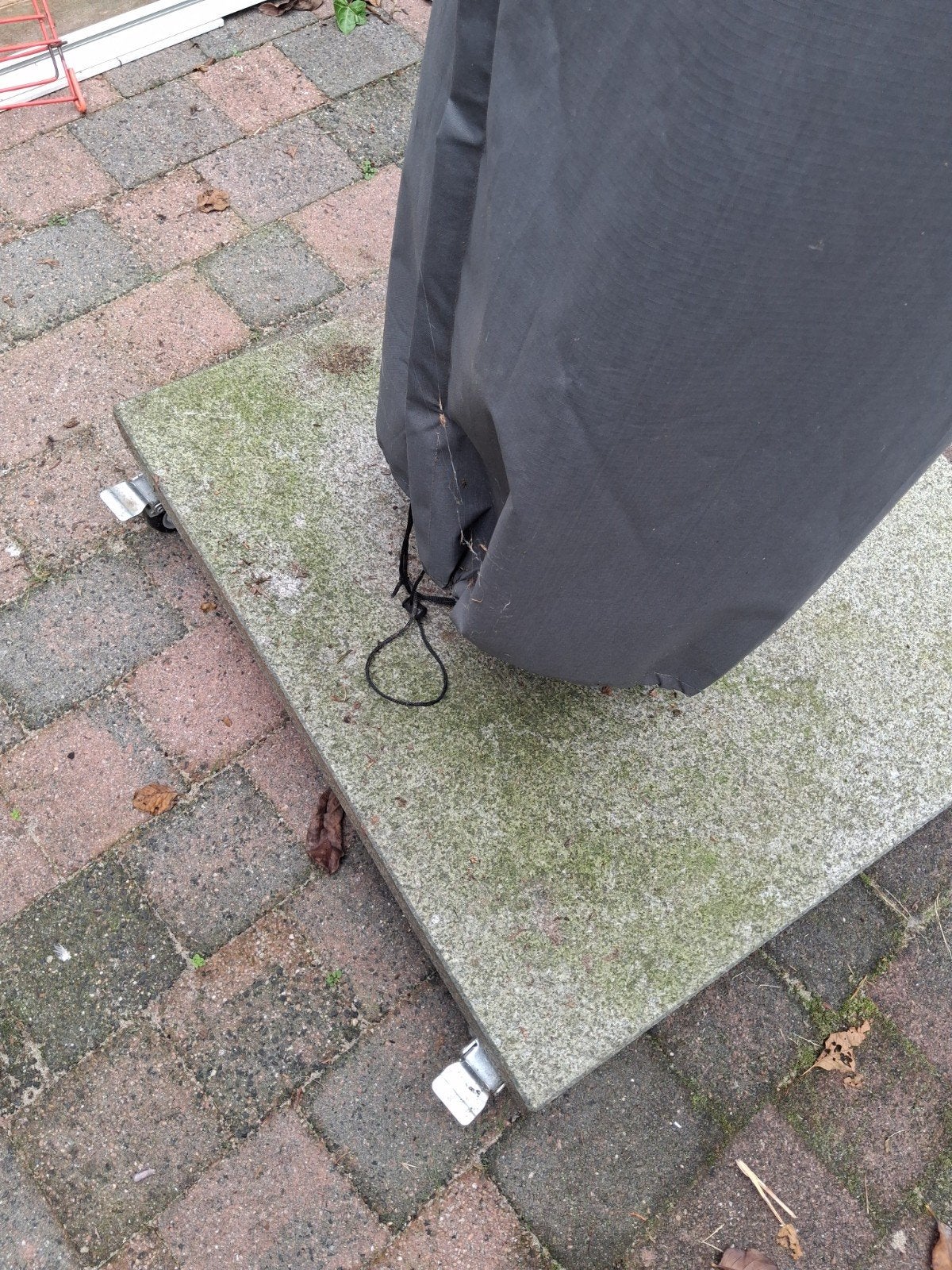 Zweefparasol 1,5 jaar oud, Ophalen, 2 tot 3 meter, Zweefparasol, Verstelbaar