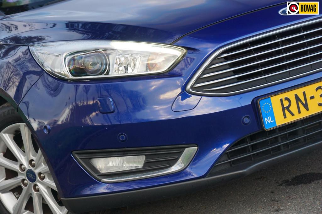Ford Focus Wagon 1.0 Titanium - Deep Impact Blue - Xenon/Win, Auto's, Bi-Xenon koplampen, Gebruikt, Blauw, Origineel Nederlands