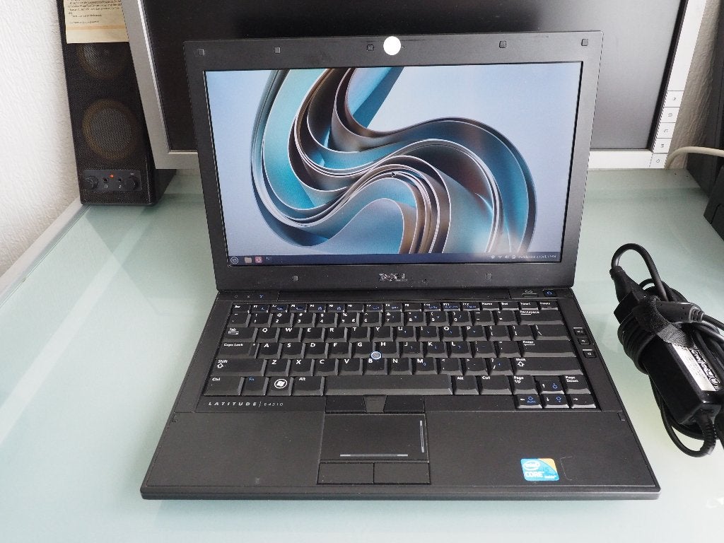 Dell Latitude E4310 laptop met DVD-RW, Intel Core i5-M560, 2 tot 3 Ghz, Qwerty, 8 GB