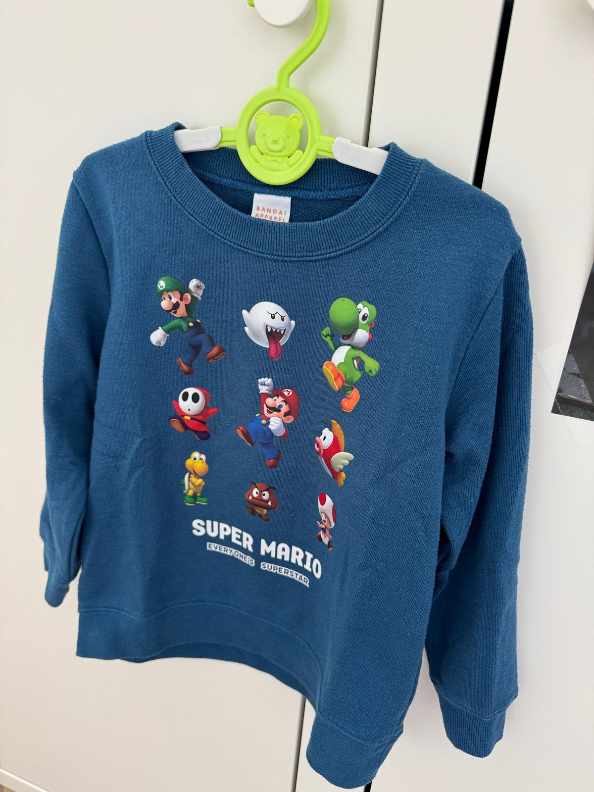 Super Mario trui Bandai Apparel maat 110, Verzenden, Gebruikt, Jongen, Trui of Vest