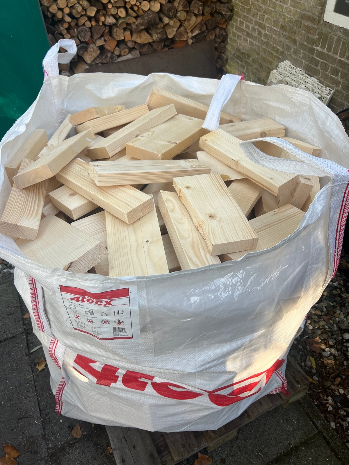Vuren houten blokken - brandhout of knutselhout, Doe-het-zelf en Verbouw, Ophalen, 25 tot 50 mm, Nieuw, Balk