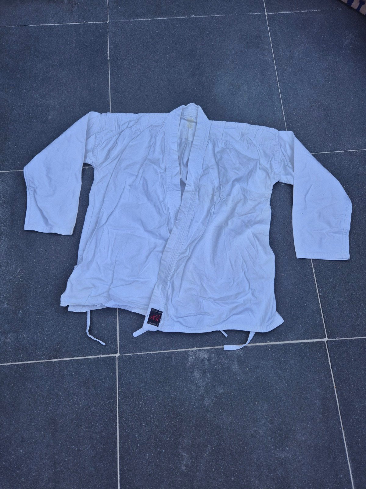 Vechtsportvest 180 cm - Sakura Top Star, Ophalen of Verzenden, Gebruikt, Karate, Vechtsportpak