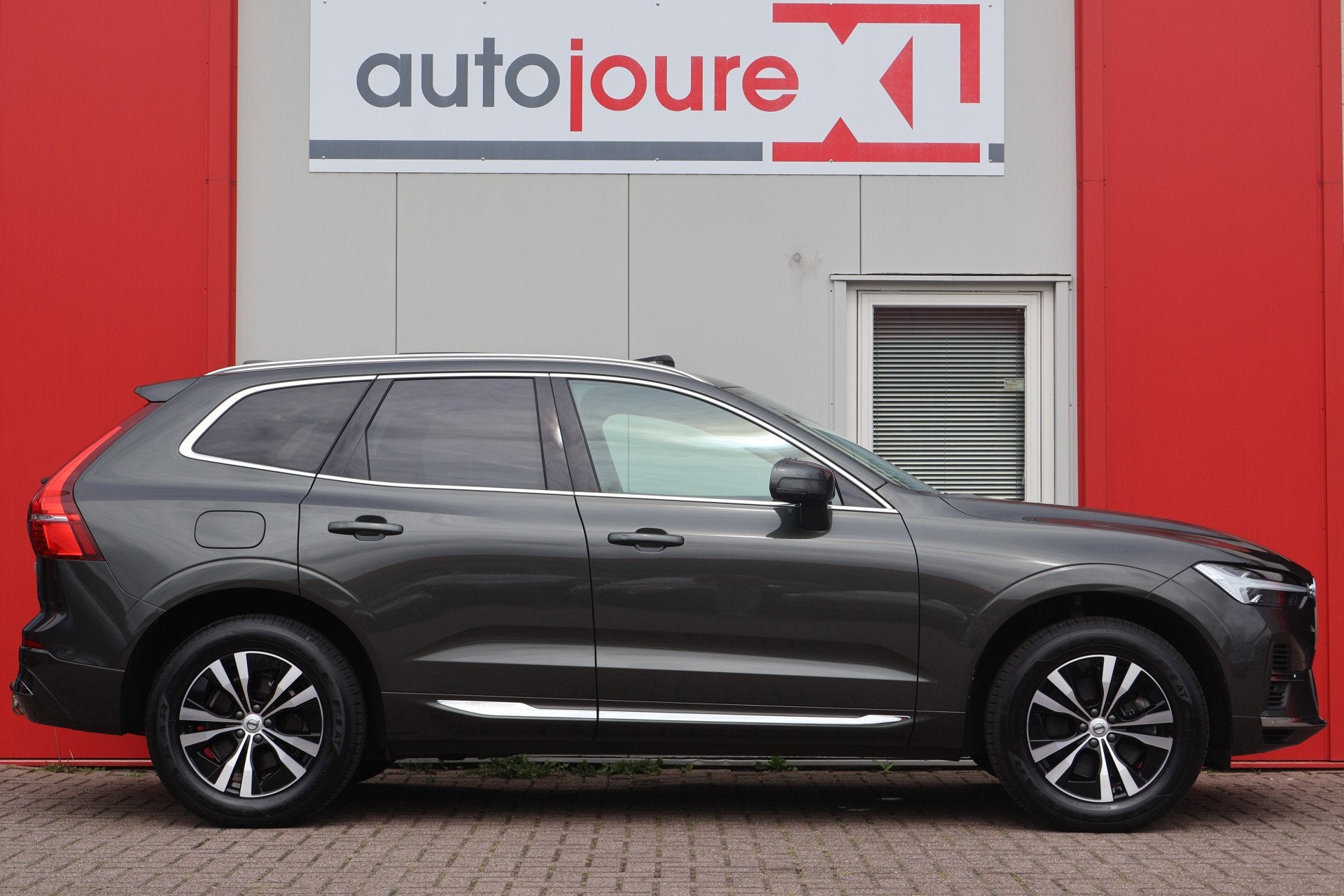 Volvo XC60 2.0 T6 Plug-in hybrid AWD Inscription Expression, Auto's, Automaat, Gebruikt, 4 cilinders, 1969 cc