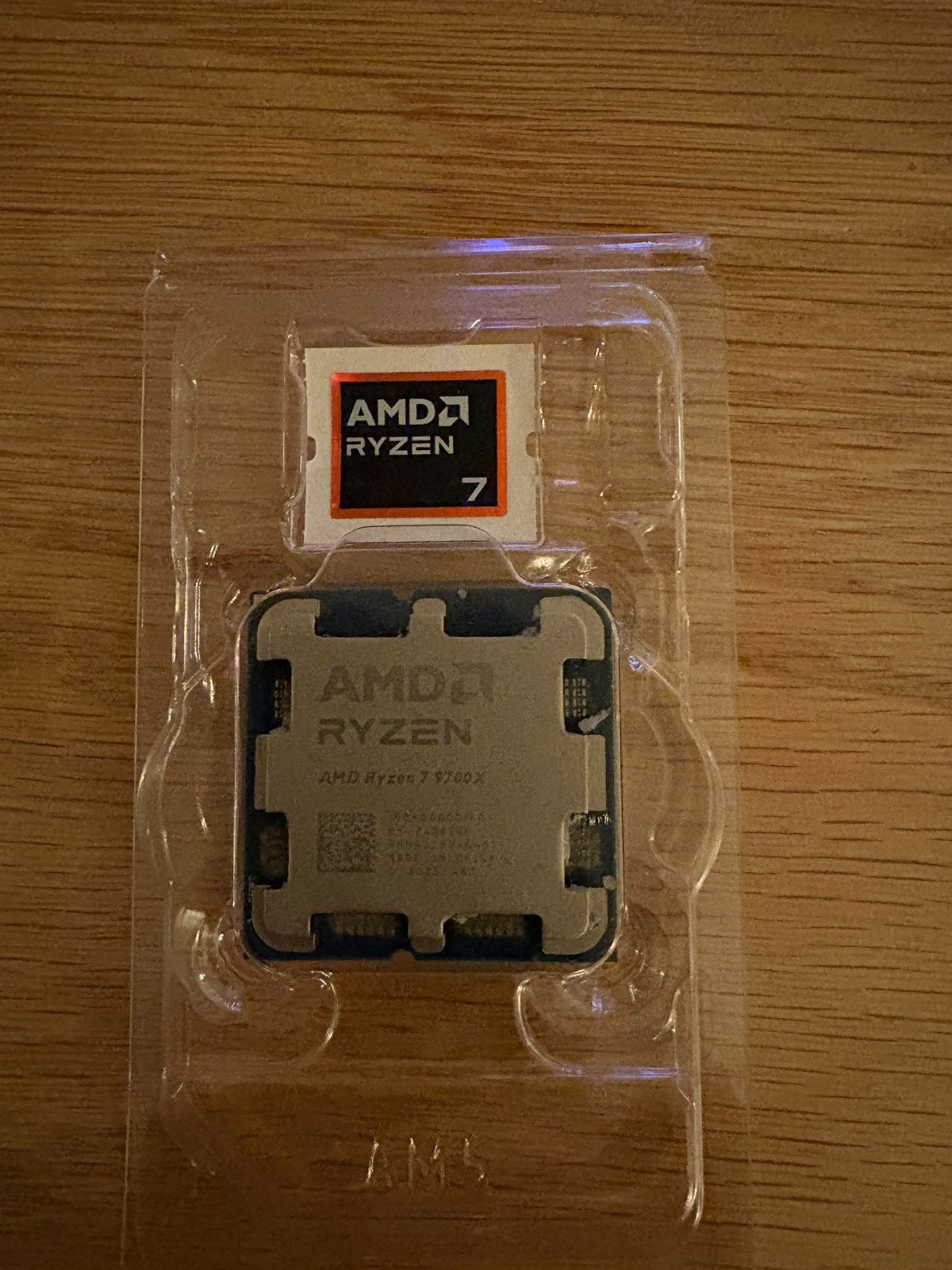 AMD Ryzen 7 9700X Processor, Zo goed als nieuw, 4 Ghz of meer, 8-core, Ophalen