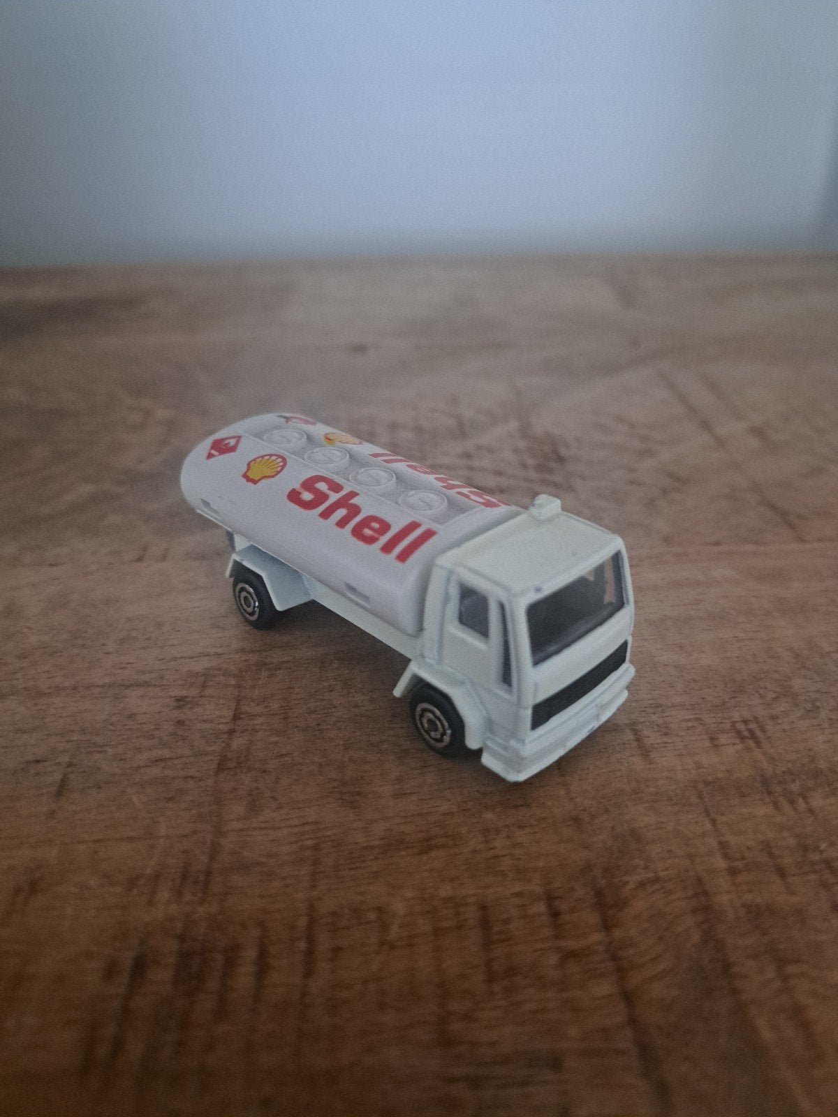 Model majorette ford "shell" schaal 1:100, Gebruikt, Frankrijk, Ophalen of Verzenden, N.b
