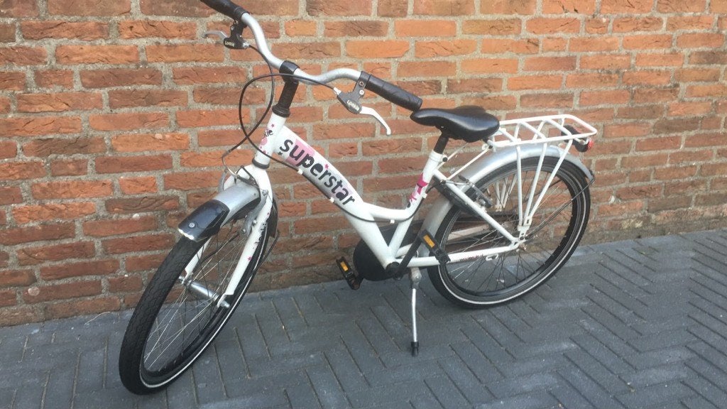 meisjes fiets 24" Loekie superstar, Fietsen en Brommers, Fietsen | Kinderfietsjes, Ophalen, Gebruikt, Loekie, Terugtraprem