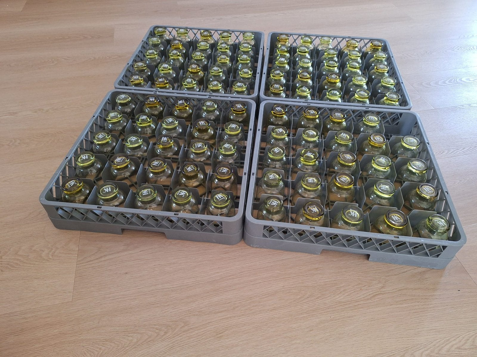 Hk living glazen 99 stuks €3,5 per stuk, Ophalen, Keramiek, Overige stijlen, Kop(pen) en/of Schotel(s)