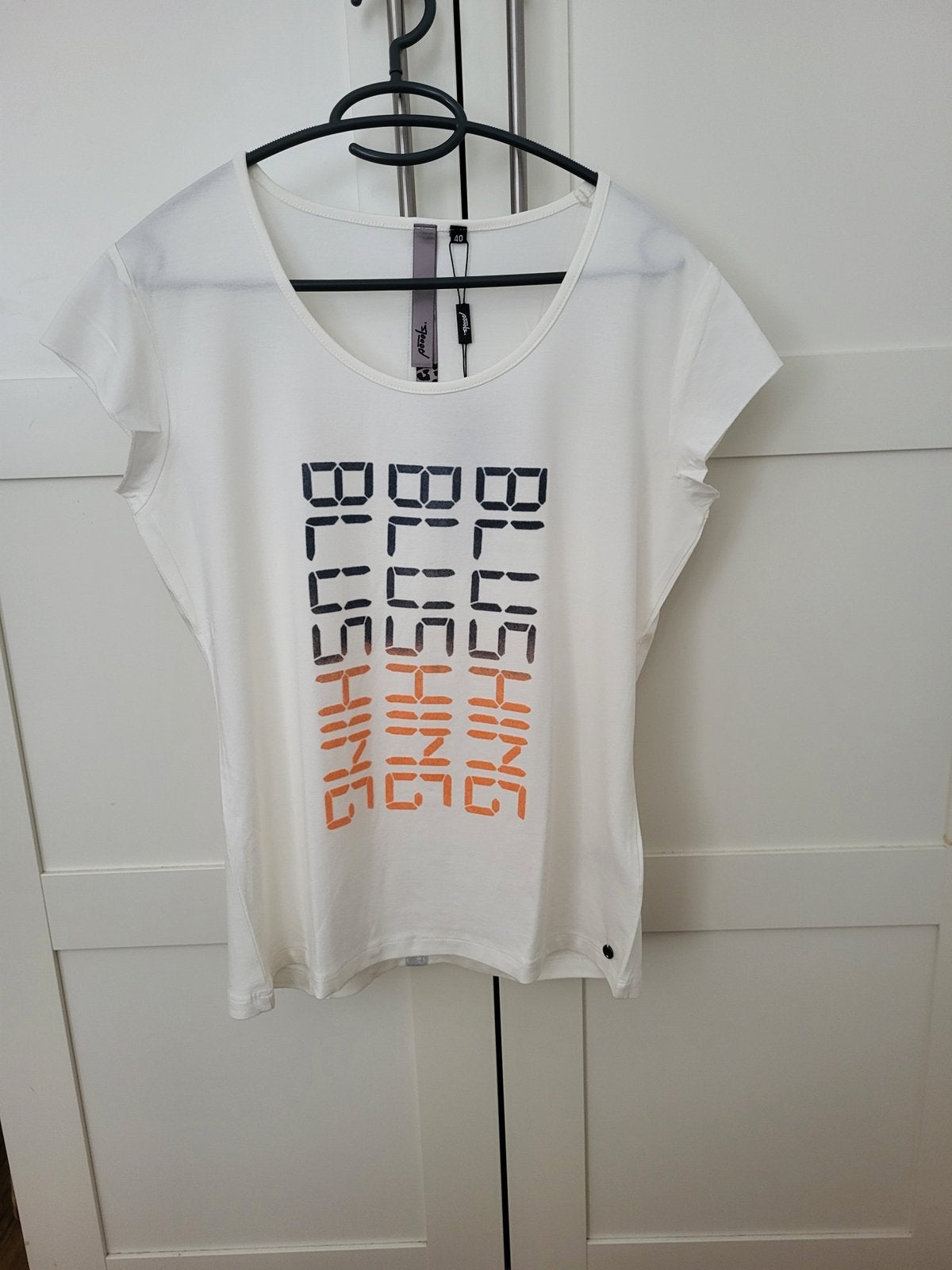 Poools t shirt gebroken wit met print maat 40 nieuw, Maat 38/40 (M), Wit, Nieuw, Ophalen of Verzenden