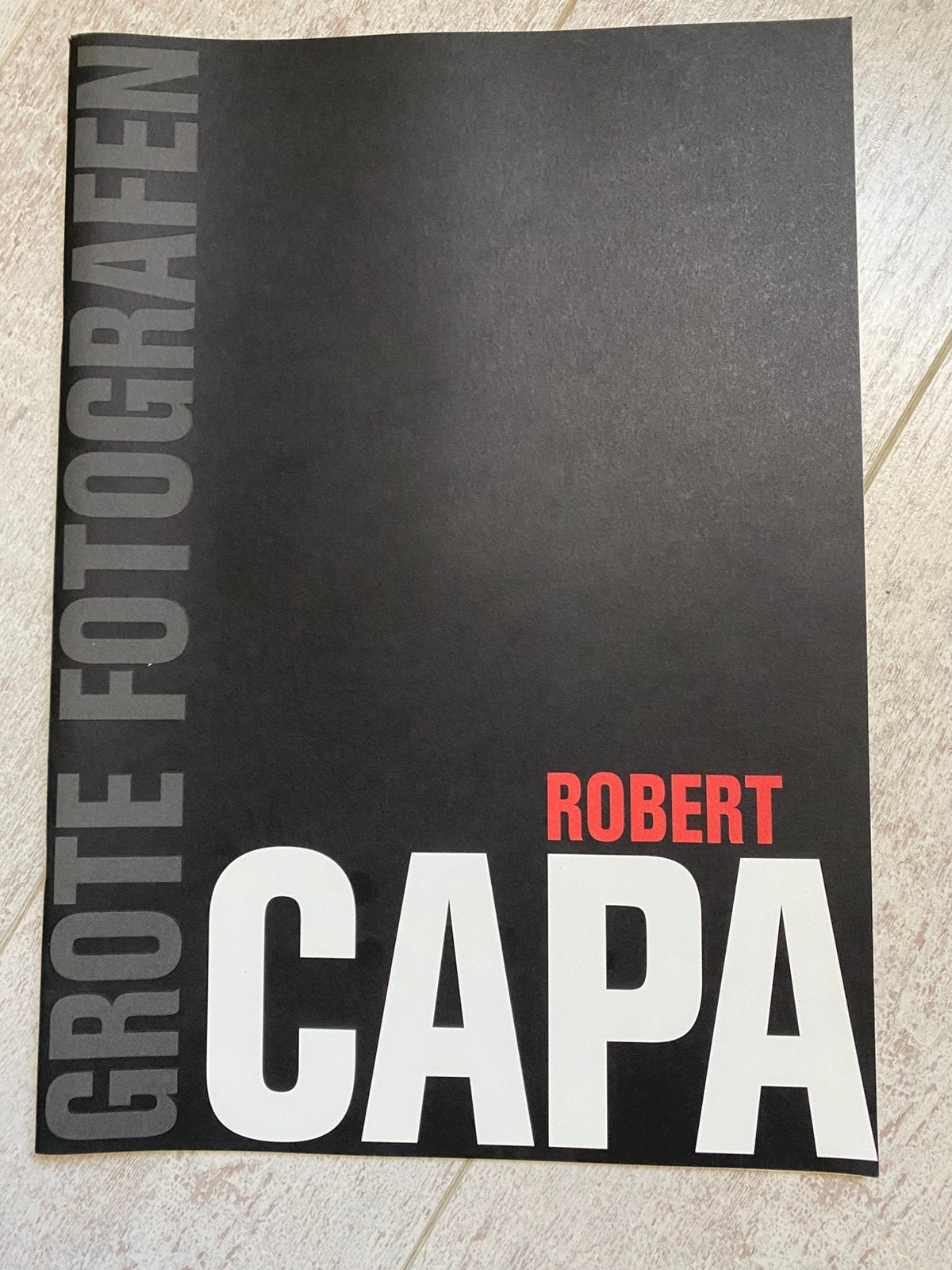 Gratis Robert Capa fotoboek serie Volkskrant, Ophalen, Nieuw, Fotografen