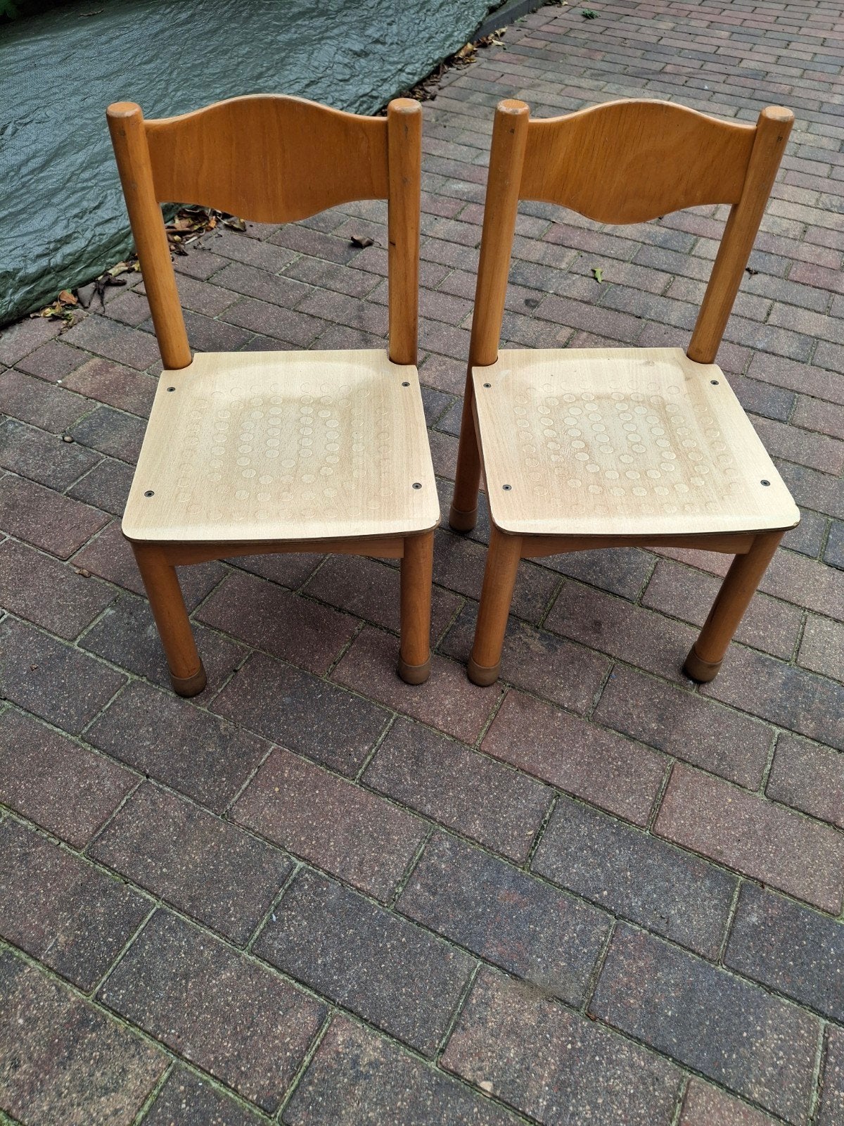 Houten peuter/kleuter stoeltjes en krukje, Ophalen, Gebruikt, Stoel(en)