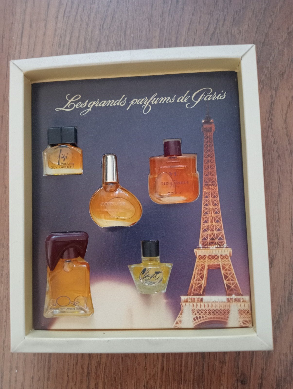 Vintage verzamelset Franse miniatuur parfums, Verzamelen, Parfumverzamelingen, Ophalen of Verzenden, Nieuw, Miniatuur, Gevuld