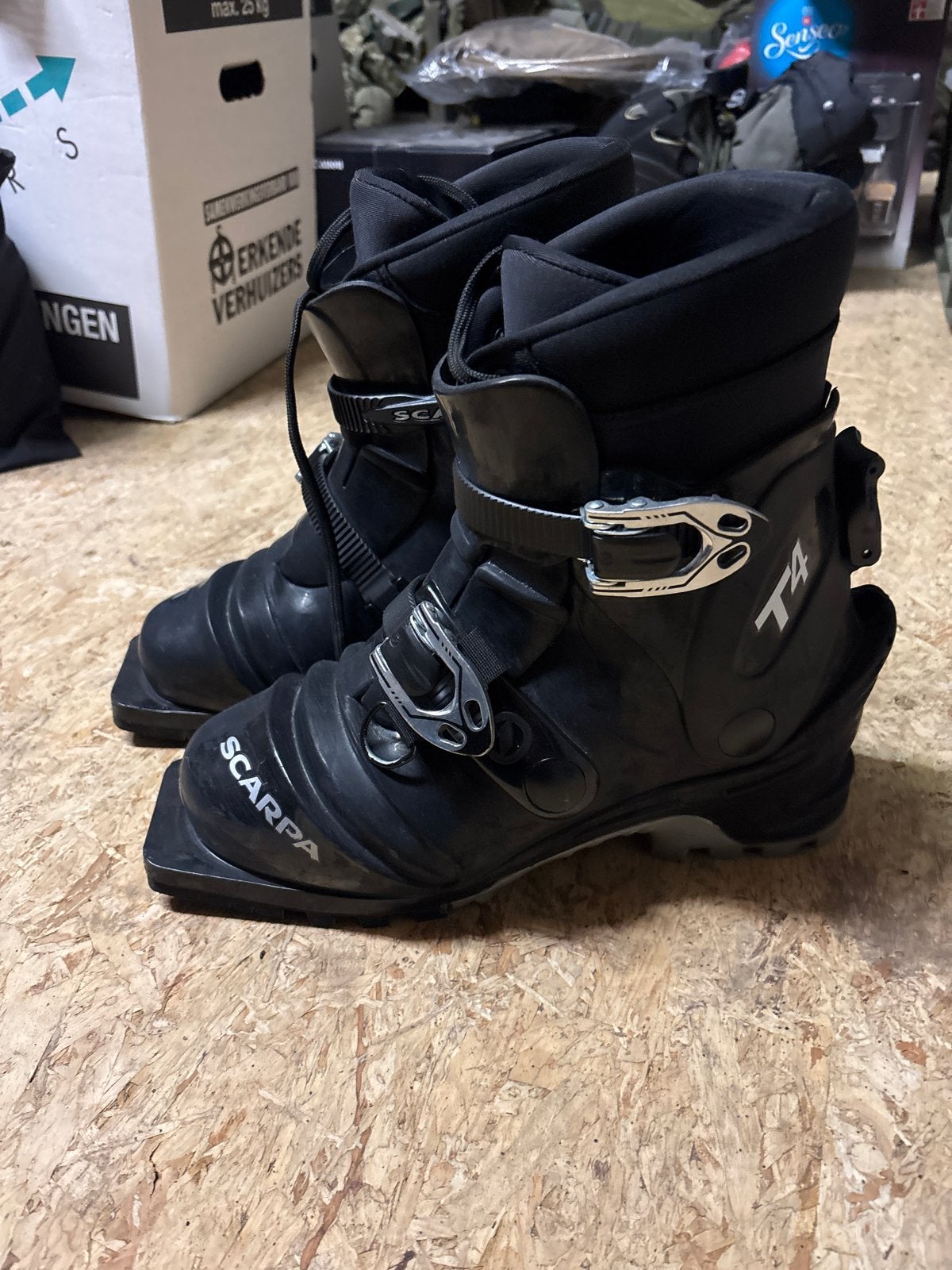 Scarpa T4 telemarkschoen  28.0 (43), Overige merken, Gebruikt, Schoenen, Ophalen of Verzenden