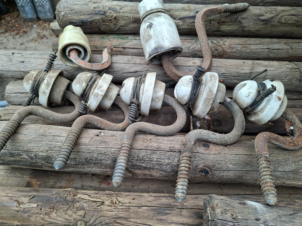 isolatoren porselein  diverse maten   heel oud, Ophalen