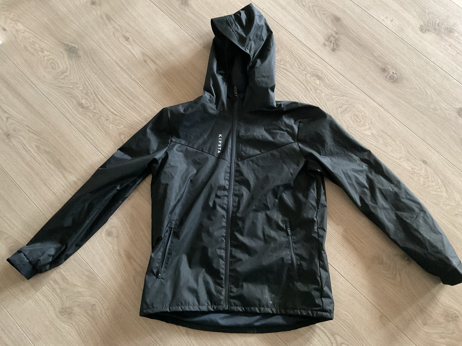 Kipsta regenjas/windjack voor kinderen (maat 140-150 cm), Ophalen of Verzenden, Zo goed als nieuw, Jongen of Meisje, Jas
