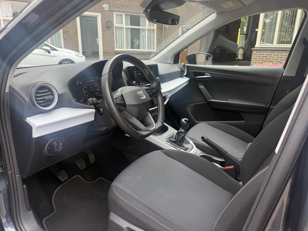 SEAT Arona 1.0 TSI Xperience cruise controle l, Voorwielaandrijving, Gebruikt, 95 pk, Alcantara
