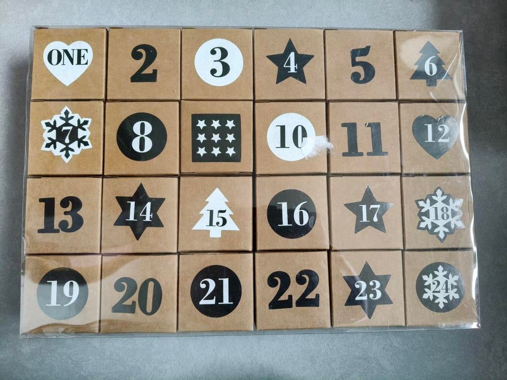Adventskalender, om zelf te vullen., Diversen, Kerst, Ophalen of Verzenden, Nieuw