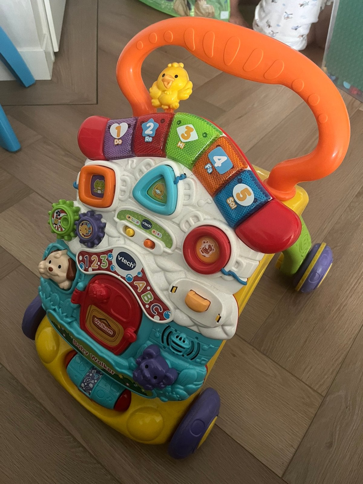 V-Tech loopwagen /babywalker, Ophalen, Zo goed als nieuw, 6 maanden tot 2 jaar