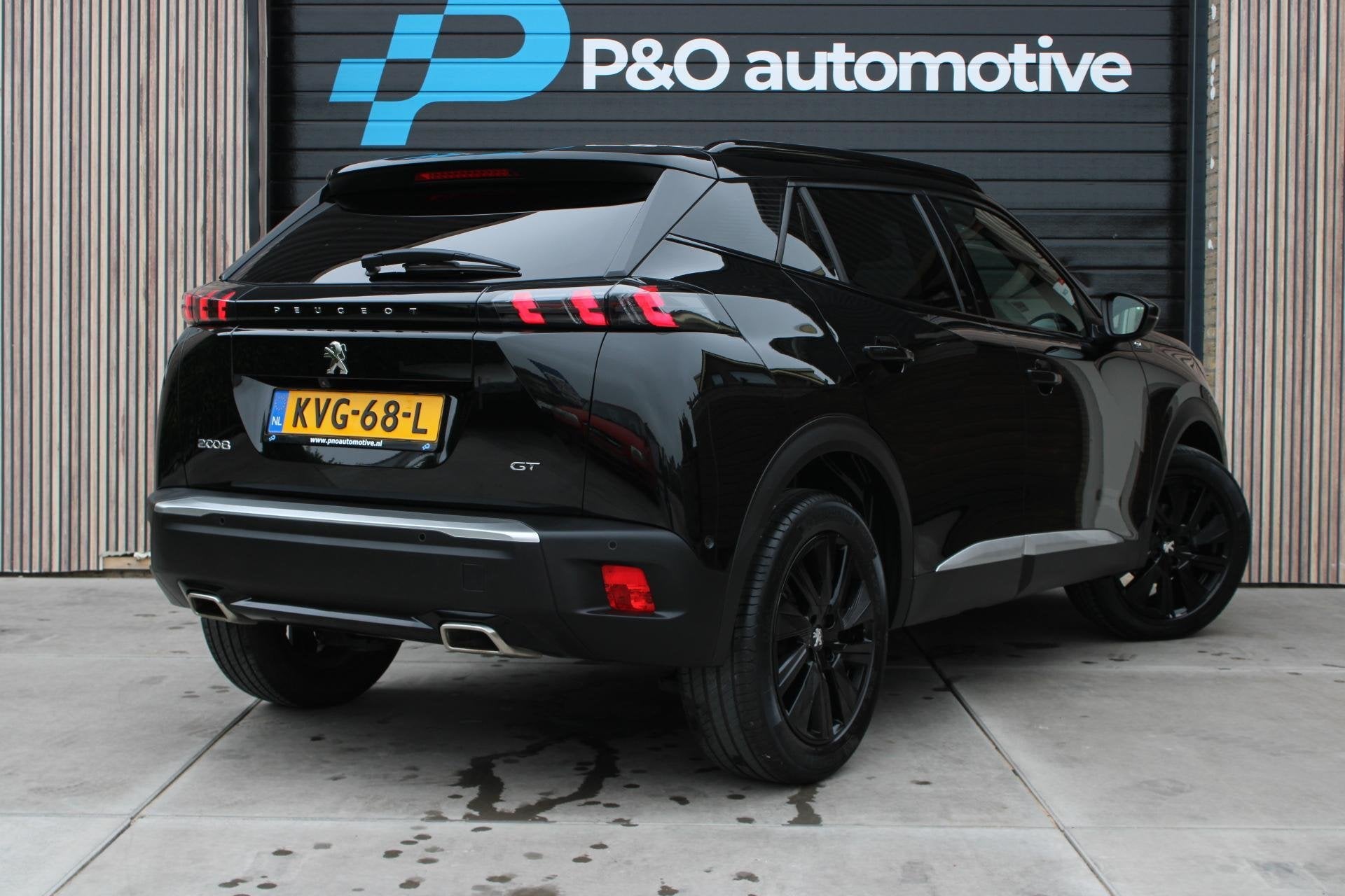 Peugeot 2008 1.2 PureTech GT LEDER | MASSAGE | STOELVERWARMI, Auto's, Dealer onderhouden, Gebruikt, 1199 cc, Met garantie (alle)