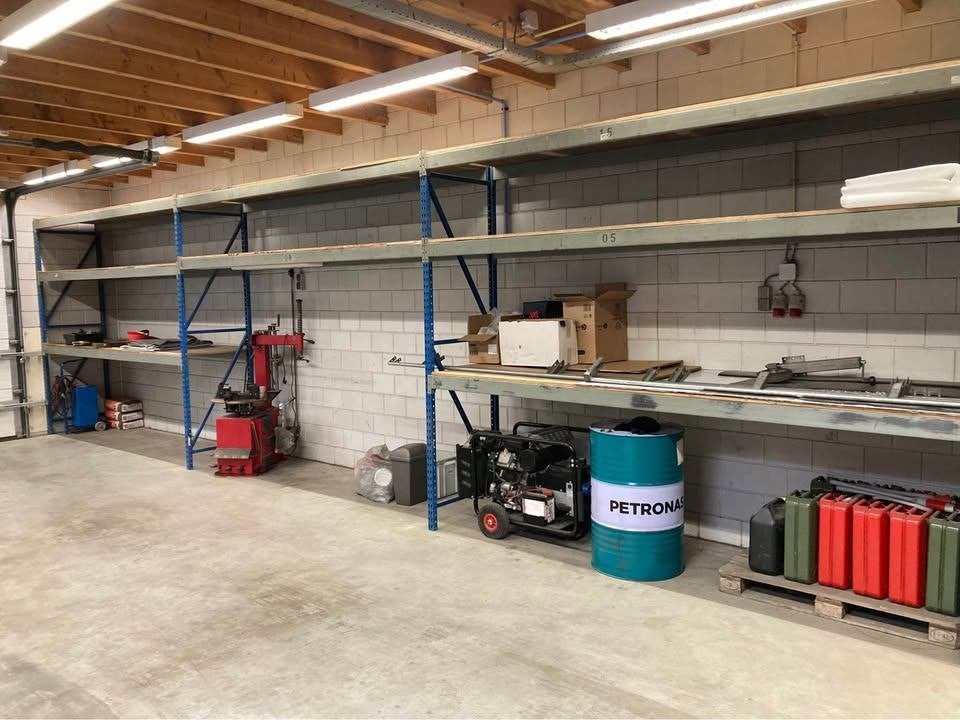 METAAL ijzer rek opslag met planken, Doe-het-zelf en Verbouw, Metalen, Ophalen, Gebruikt, IJzer