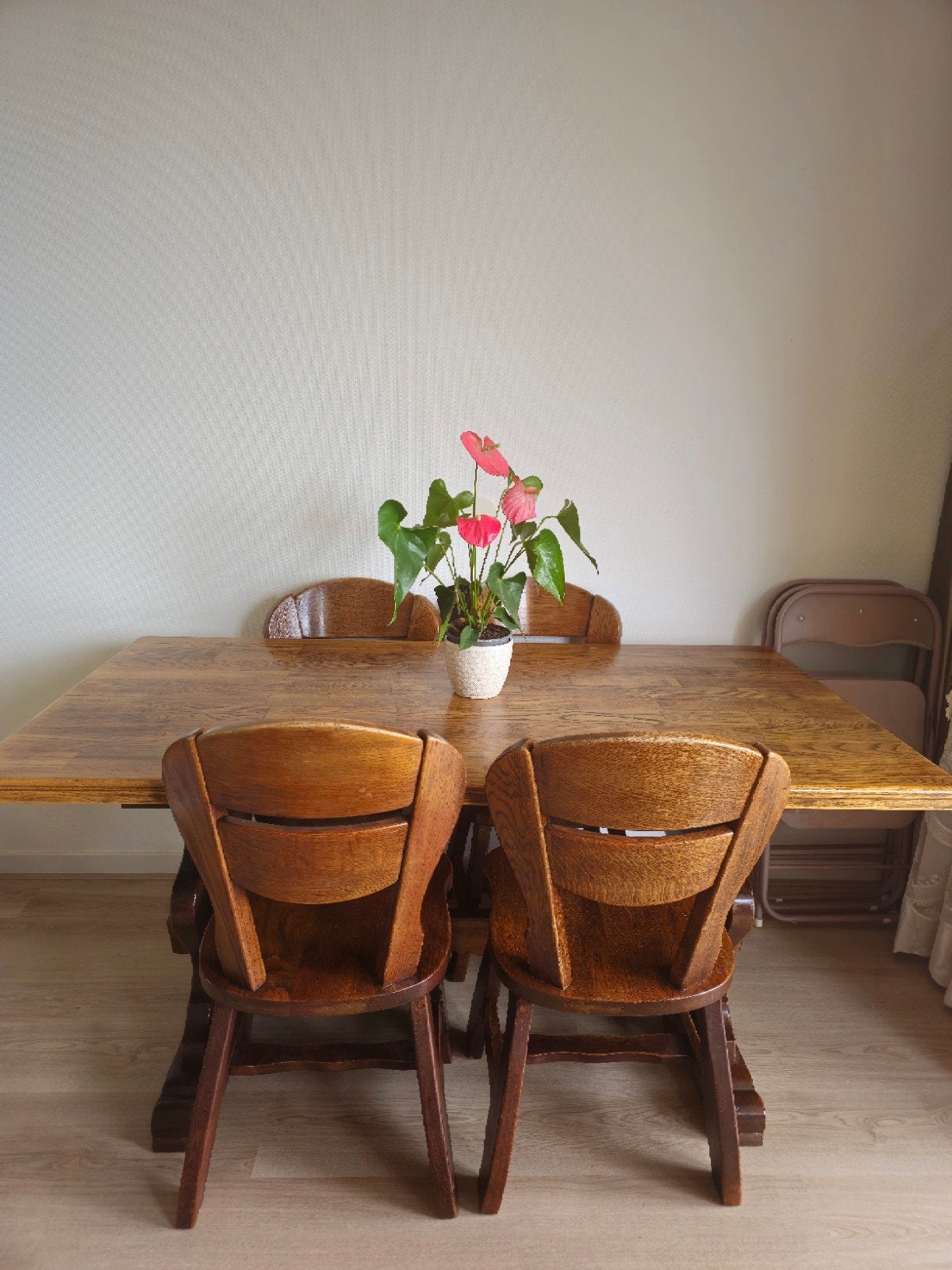 eettafel met stoelen – Landelijke stijl, Huis en Inrichting, Ophalen, 4 tot 6 stoelen