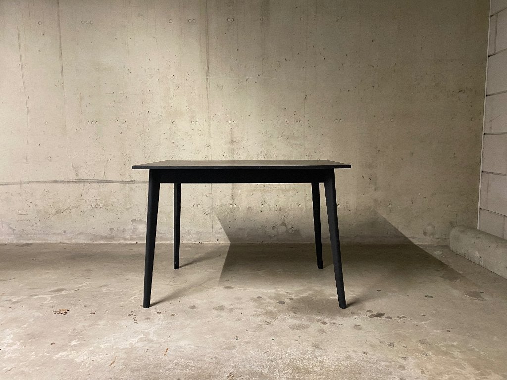 Zwarte Scandinavische houten tafel of bureau, Ophalen, Gebruikt, 100 tot 150 cm, 50 tot 100 cm
