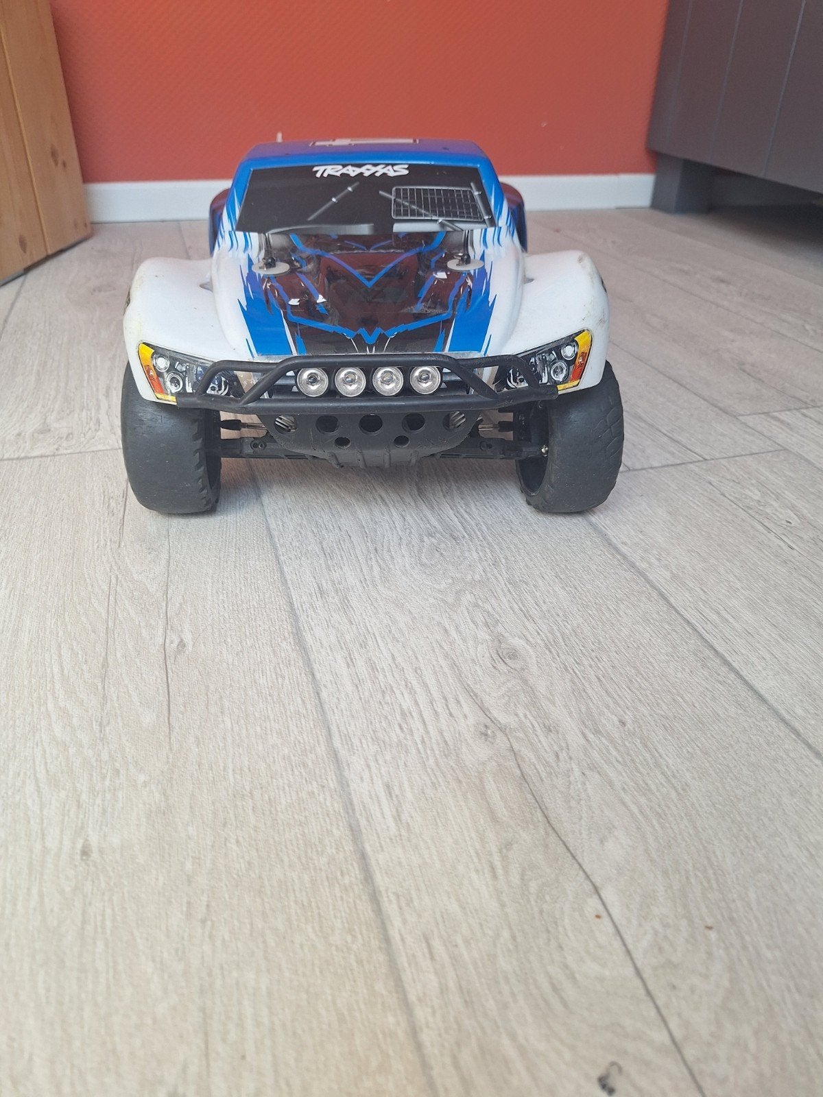 Traxxas slash bestuurbare auto, Gebruikt, Auto, Groter dan 1:32, Ophalen