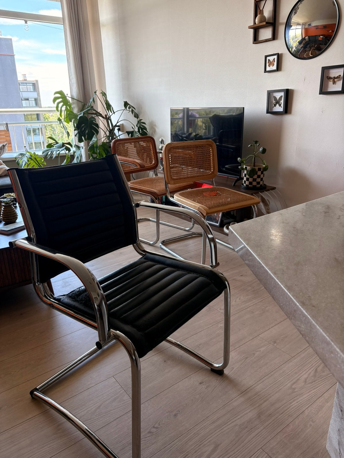 Gratis af te halen beschadigde stoelen, Ophalen, Gebruikt, Drie