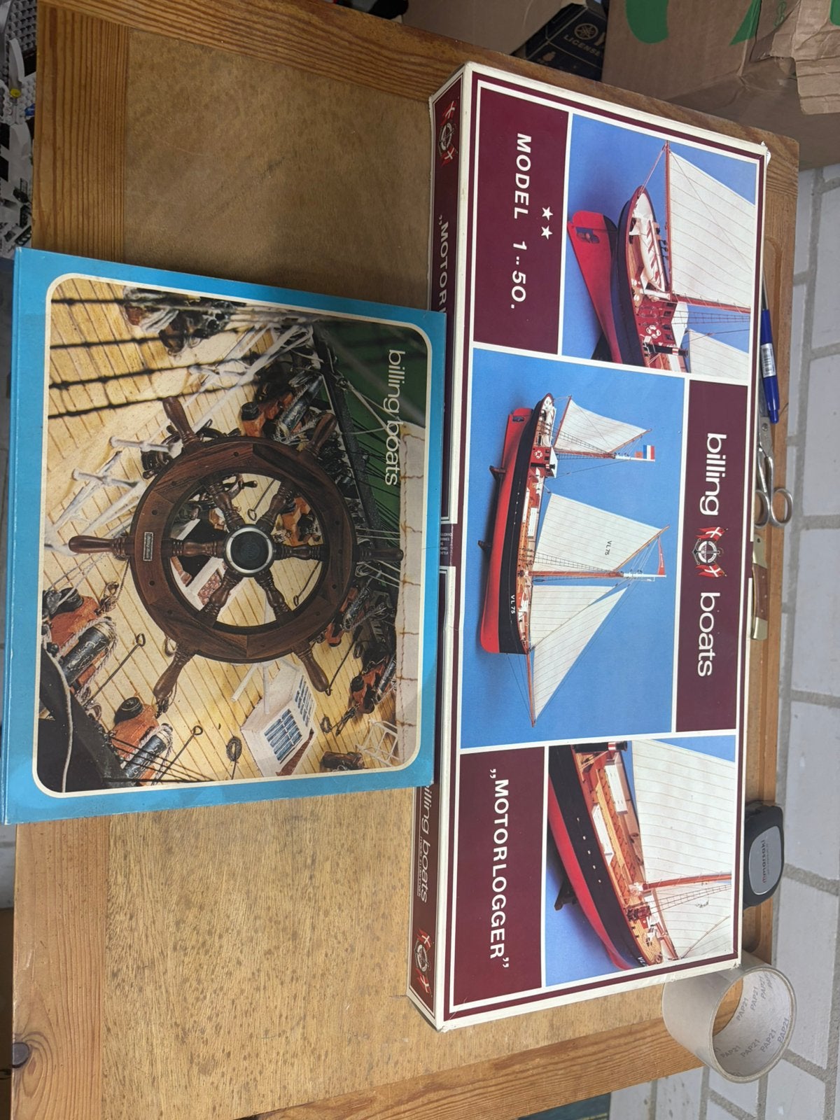 Billing boats 1:50 motorlogger met beslagset, Ophalen of Verzenden, Zo goed als nieuw