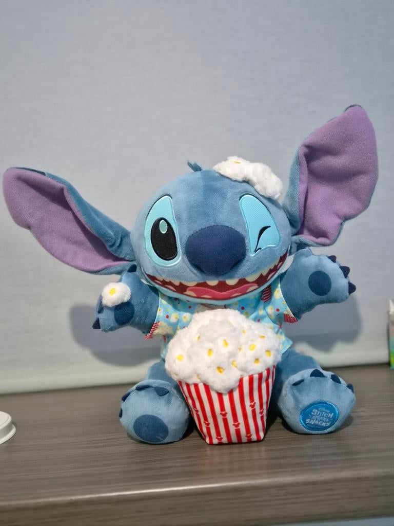 Stitch Snack Attack Popcorn, Ophalen of Verzenden, Overige figuren, Zo goed als nieuw, Beeldje of Figuurtje