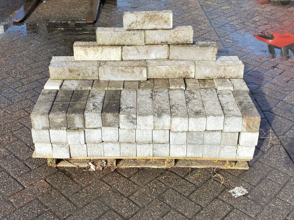 003. 92x betonklinkers / betonstraatstenen 9x20x9 cm, Tuin en Terras, Ophalen, Blok, Nieuw, Minder dan 25 cm