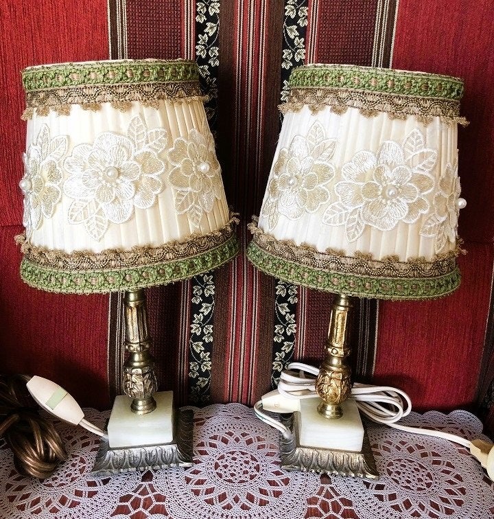 2 Brocante tafellampen antiek onyx steen - messing lamp voet, Verzenden