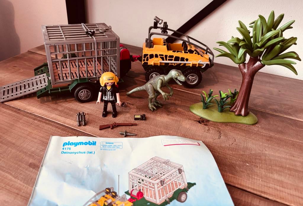 Playmobil Saurus Team met auto, aanhanger en dino, Kinderen en Baby's, Speelgoed | Playmobil, Ophalen of Verzenden, Gebruikt, Complete set
