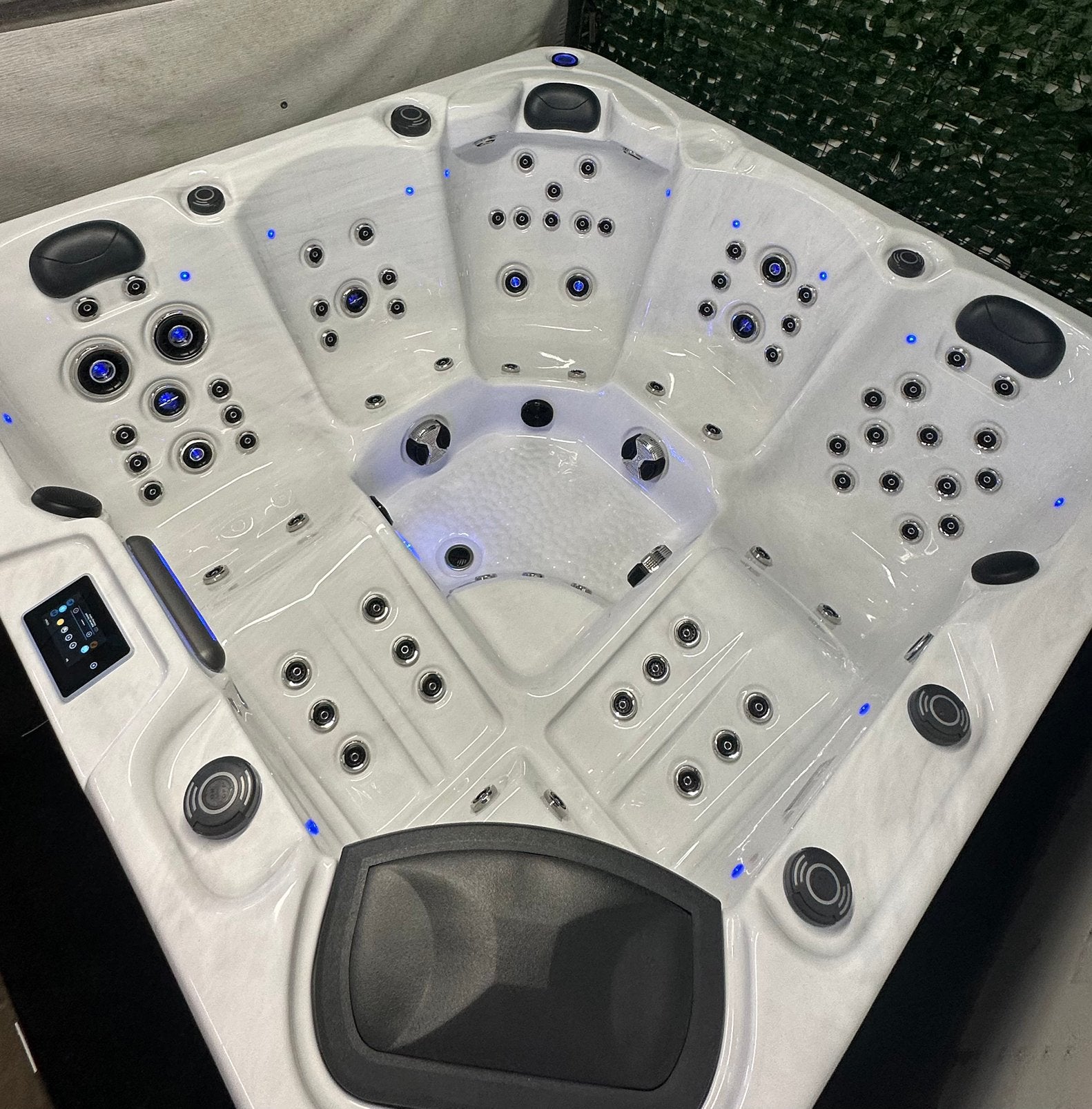 Nieuwe Jacuzzi | Treasure Spa X2 | 2 jaar Garantie | 5 Pers., Ophalen of Verzenden, Nieuw