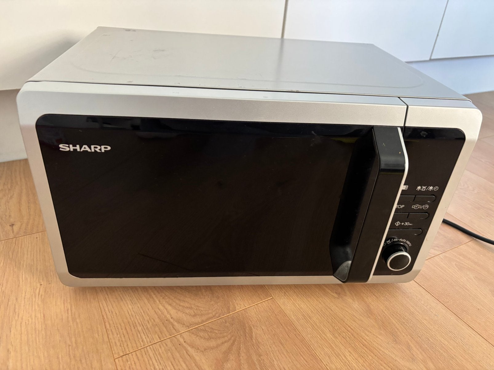 Sharp magnetron 800 watt, Ophalen, Zo goed als nieuw