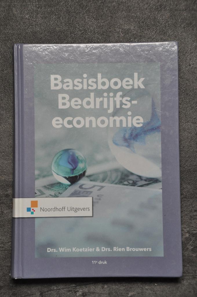 Basisboek Bedrijfseconomie, Zo goed als nieuw, Drs. Wim Koetzier & Drs. Rien Brouwers, Beta, HBO