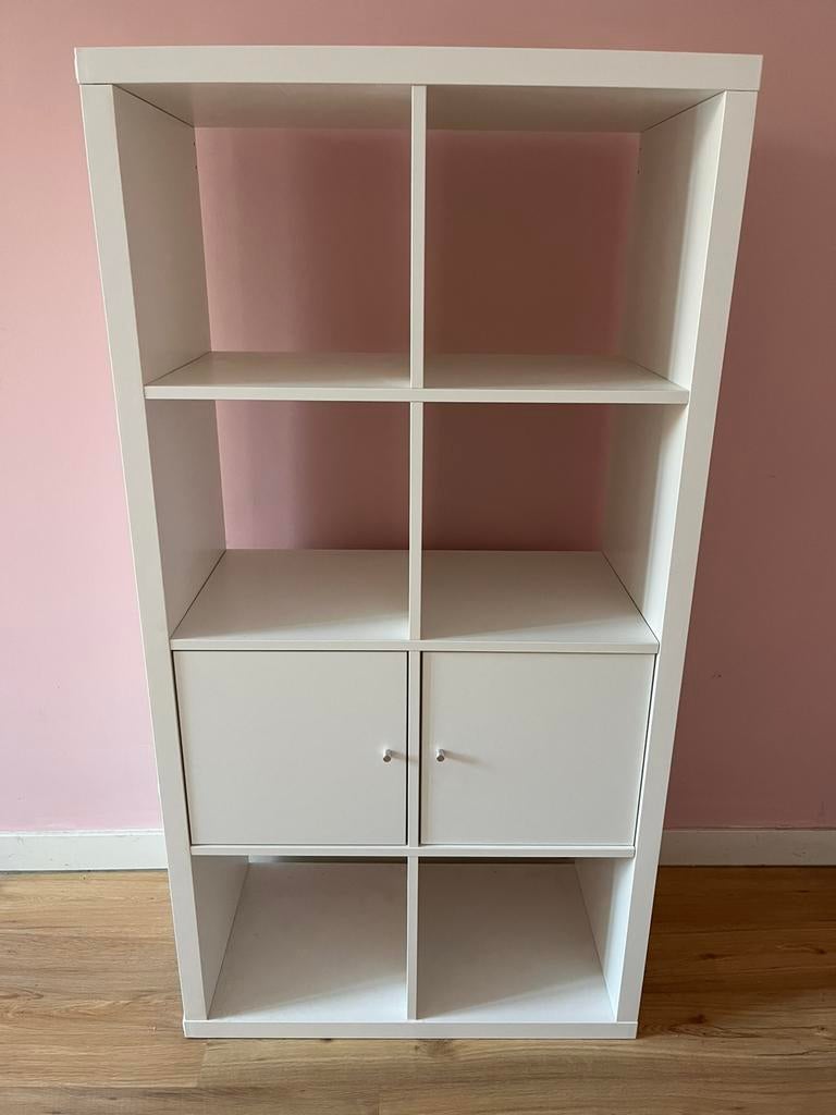 Ikea Kallax met deurtjes, Huis en Inrichting, Ophalen, 50 tot 100 cm, Zo goed als nieuw, Minder dan 100 cm