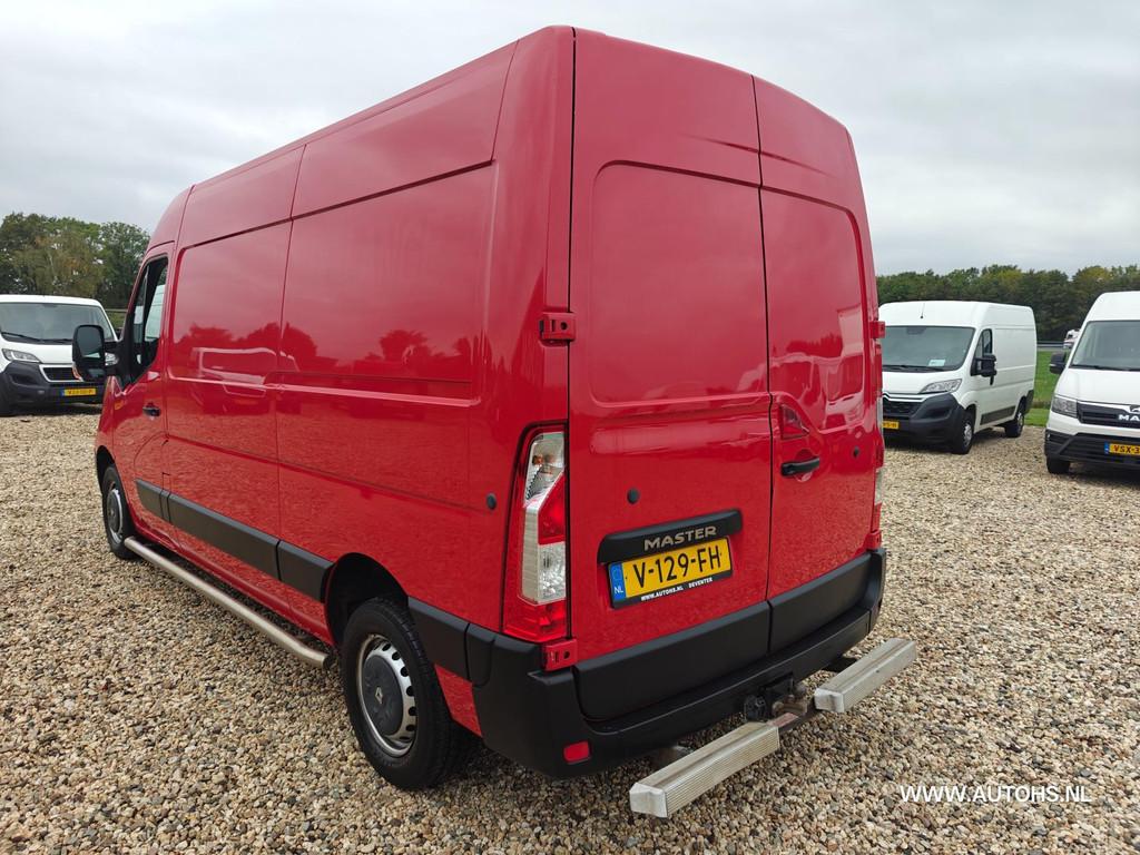Renault Master T35 2.3 dCi L2H2 Euro 6 , 130 PK , lage km ne, Stof, Gebruikt, Euro 6, 4 cilinders