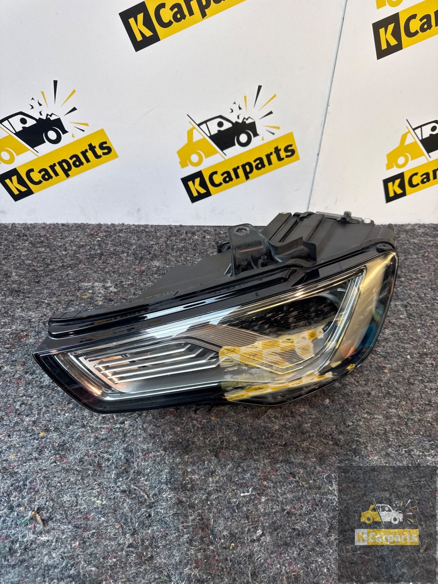 AUDI A3 8V S3 RS3 links koplamp ETRON FULL LED KOPLAMP 8V094, Gebruikt, AUDI AG, Auto-Union-Strasse 1
85045  Ingolstadt, DE, Kundenbetreuung@audi.de