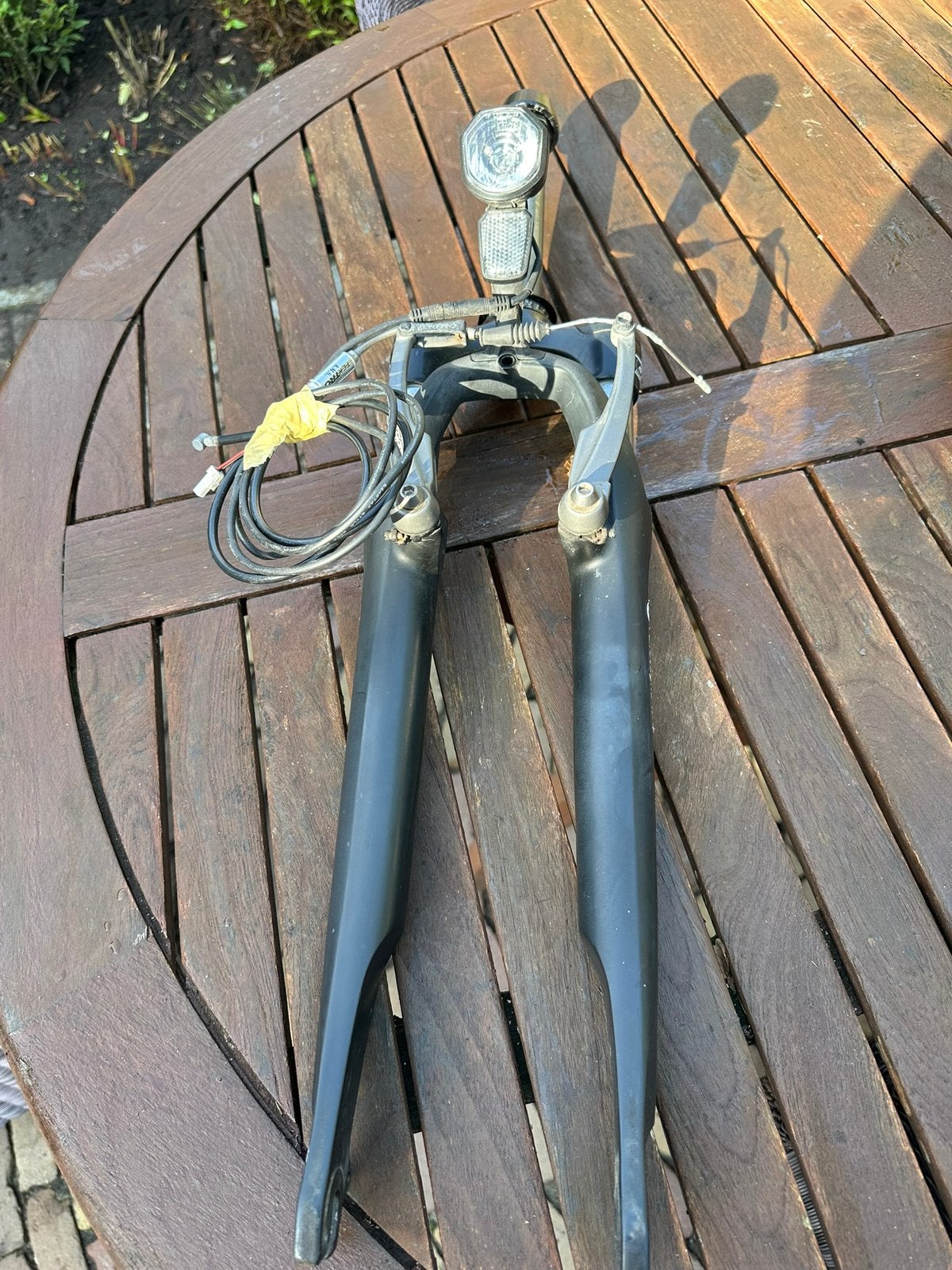 Verende voorvork 28 inch, Ophalen, Zo goed als nieuw, Elektrische fiets, Voorvork