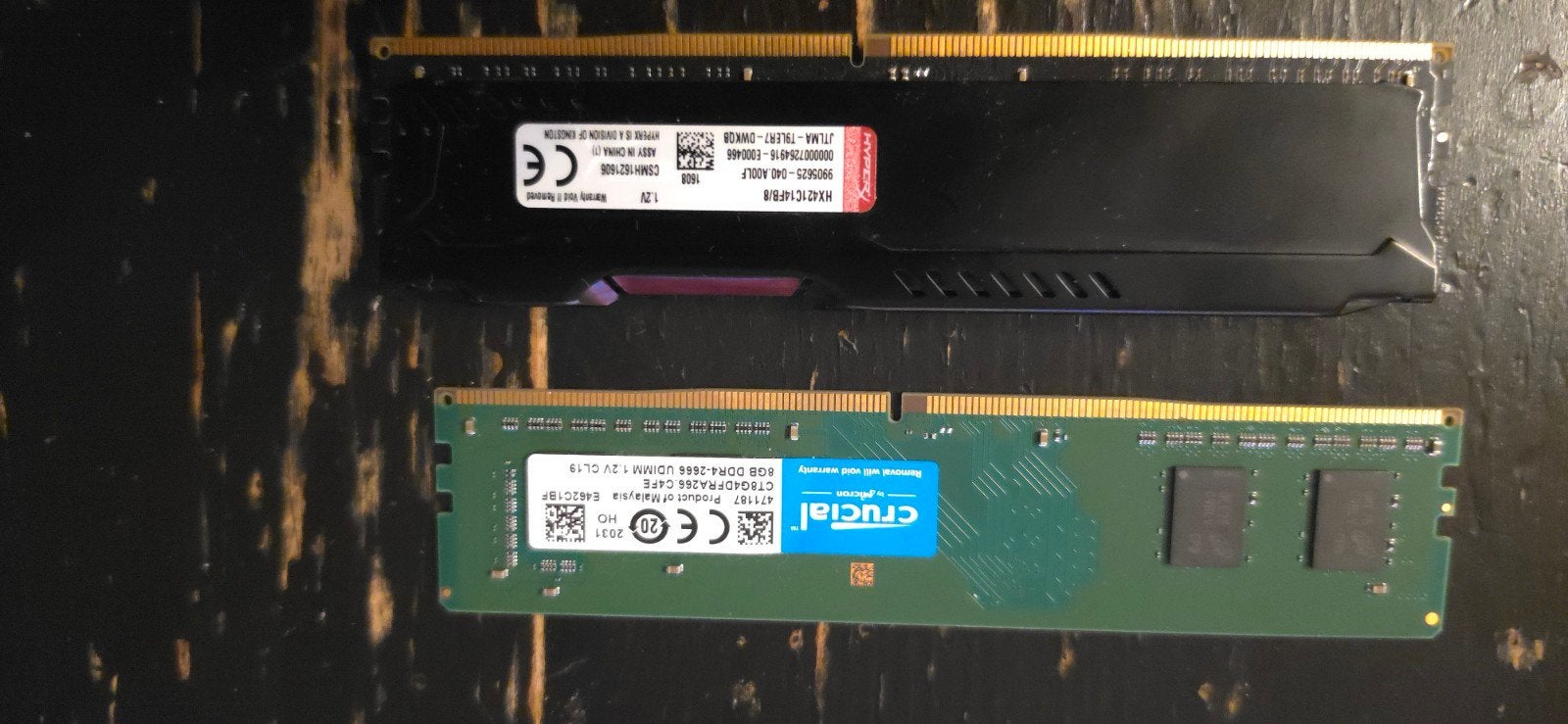 2x 8GB DDR4 Desktop RAM - HyperX Fury & Crucial, Computers en Software, RAM geheugen, Ophalen, Gebruikt, DDR4, 8 GB