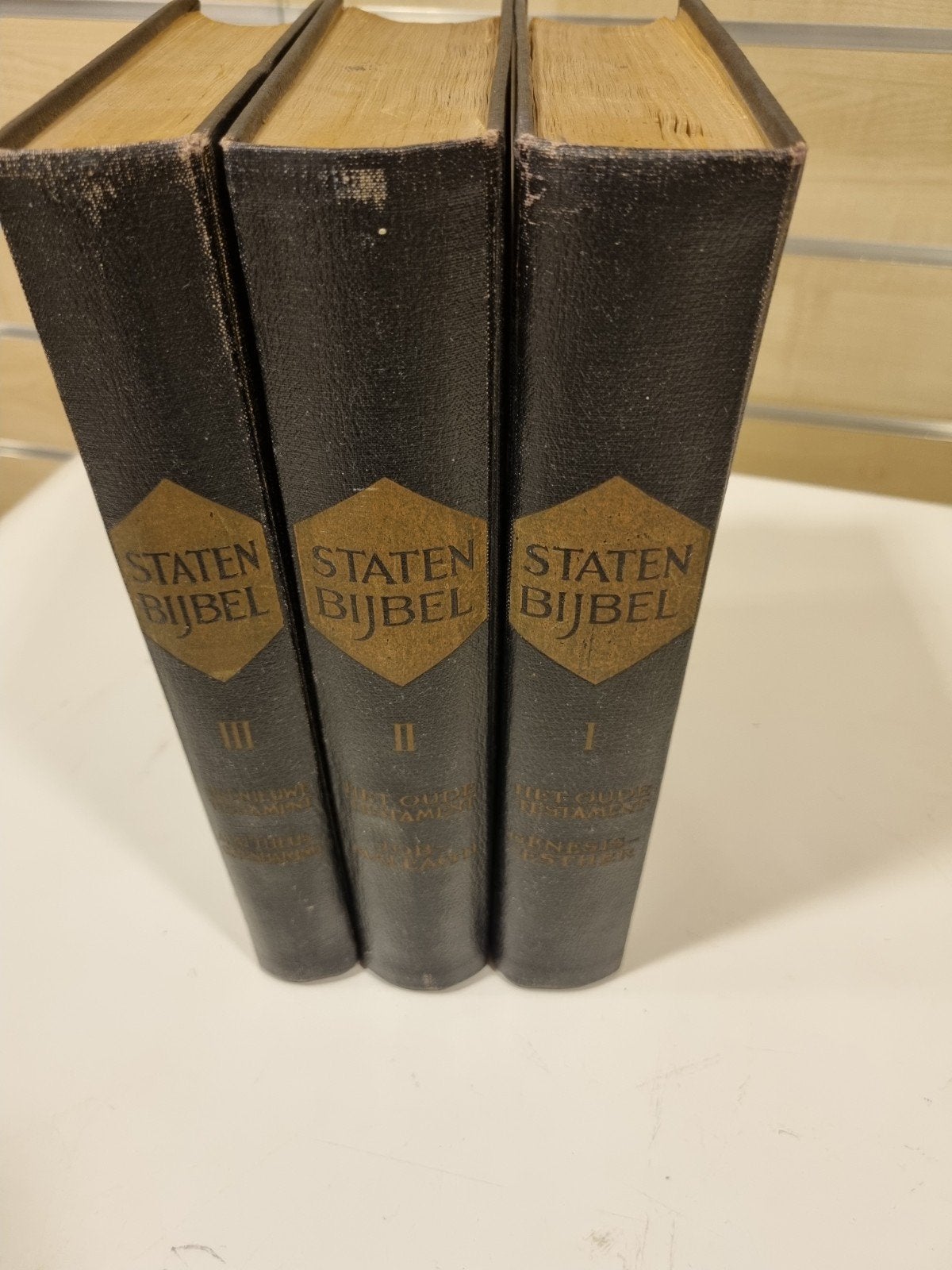 Statenbijbel. 1637-1937  3 delen., Ophalen of Verzenden, Gelezen, Christendom | Protestants