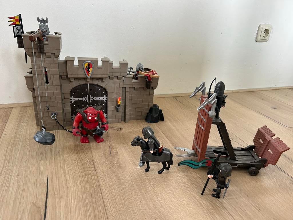 Playmobil Kasteel met Ridders en stormram, Ophalen of Verzenden, Gebruikt, Complete set