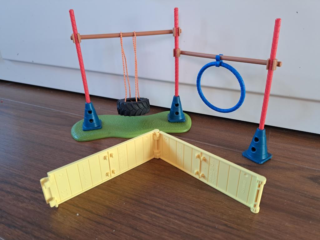 Schleich agility set, Ophalen of Verzenden, Zo goed als nieuw, Paard, Beeldje of Figuurtje