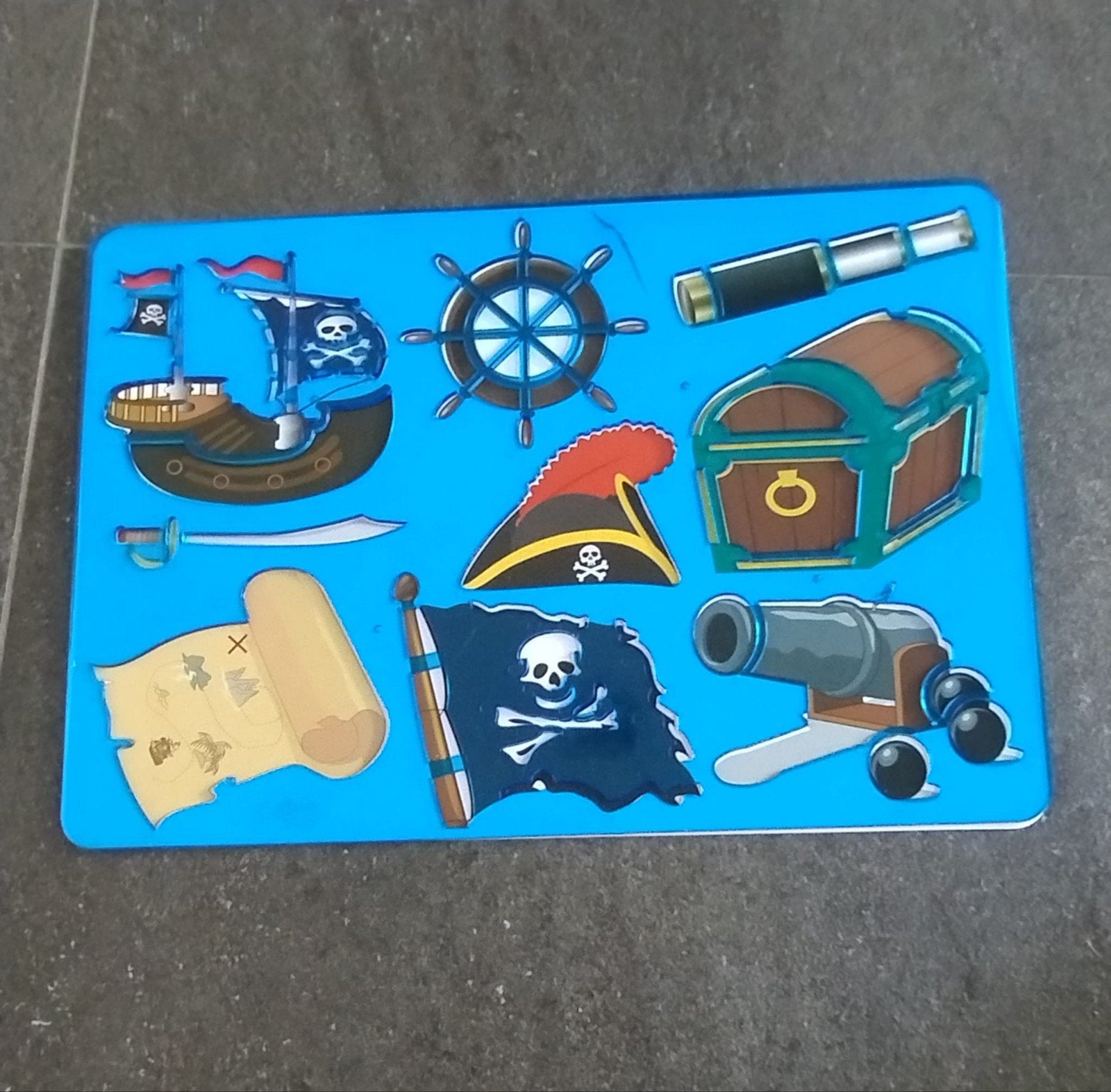 Piraten thema sjablonen en magneten set, Ophalen of Verzenden, Gebruikt, Knutselen