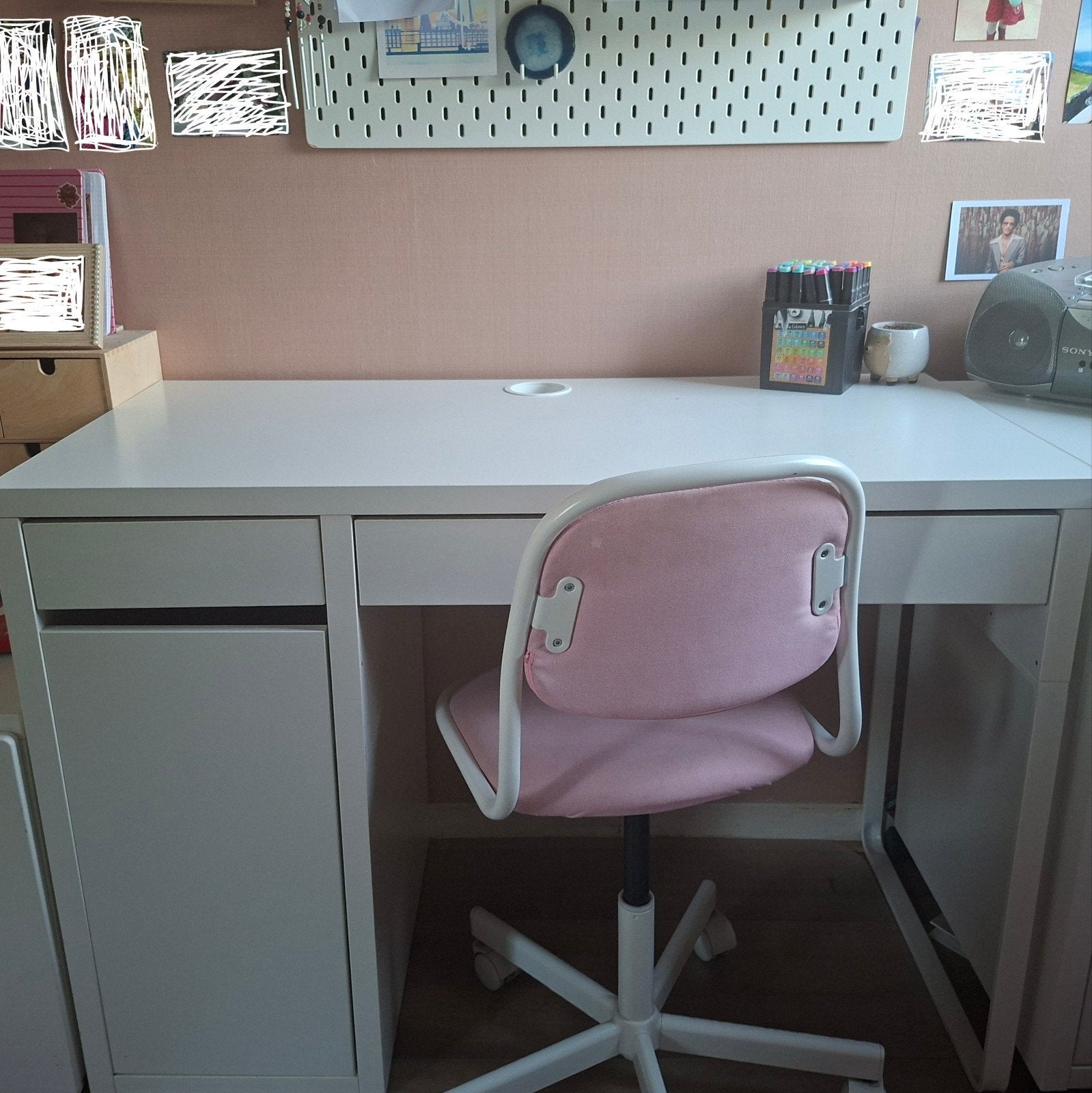 Ikea tienerbureau met bureaustoel, Huis en Inrichting, Bureaus, Ophalen, Gebruikt, Kinderbureau, IKEA