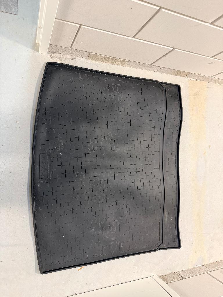 kofferbakmat VW Tiguan vanaf 2016, Ophalen, Zo goed als nieuw