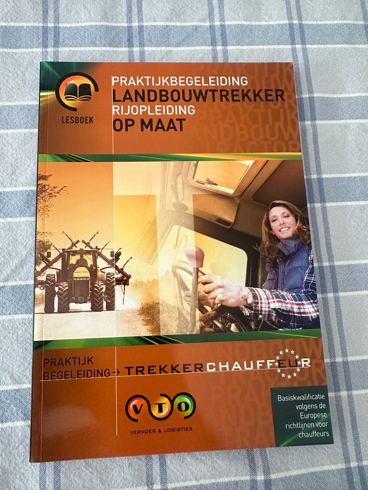 Praktijkbegeleiding Trekkerchauffeur Lesboek VTO, Ophalen of Verzenden, Zo goed als nieuw, MBO