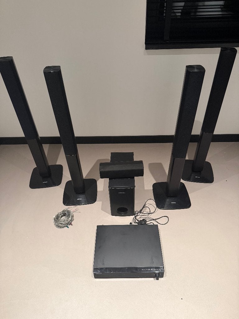 Samsung HT-TZ315 5.1 Home Cinema set 1000Watts, Gebruikt, 70 watt of meer, 5.1-systeem, Dvd-speler
