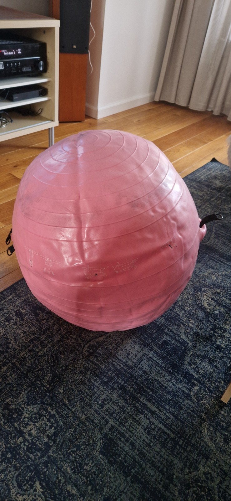 Roze fitnessbal - Gebruikt, Sport en Fitness, Fitnessmaterialen, Ophalen, Gebruikt, Buik, Fitnessbal